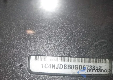 2016 Jeep Compass 75Th Anniversary z USA, uszkodzony, nr VIN 1C4NJDBB0GD673852